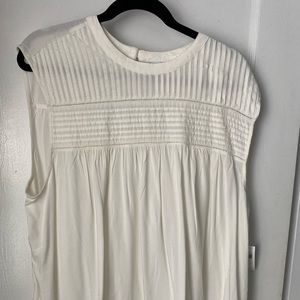 Old Navy Ivory Sleeveless Swing Top
